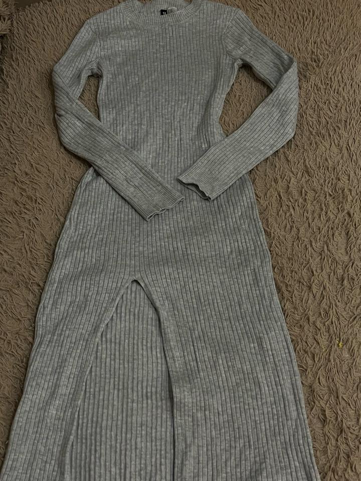 H&M серое платье