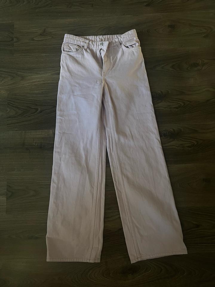 Джинсы Monki