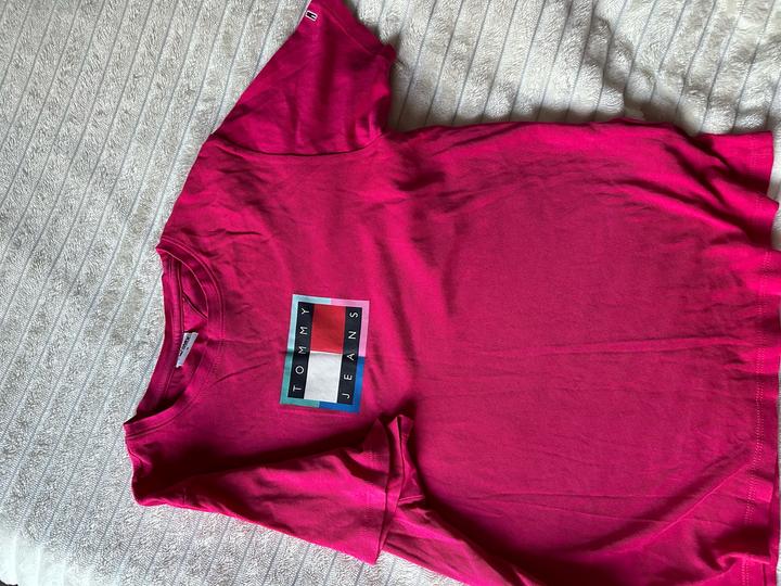 Футболка Tommy Jeans