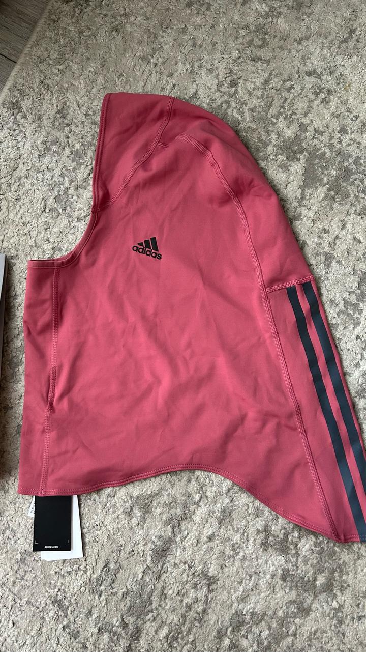 Спортивный хиджаб adidas