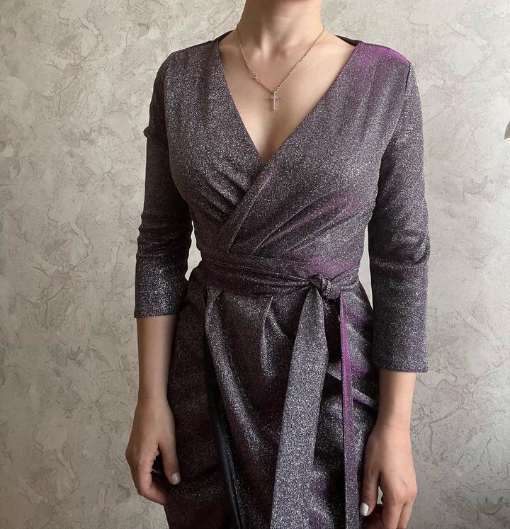 Галографичное , блестящее, вечернее платье
