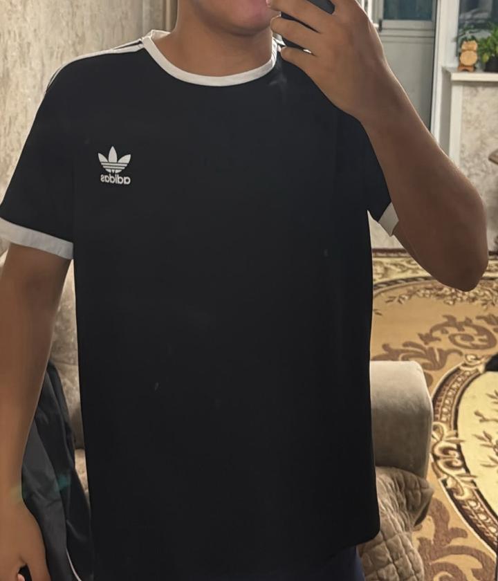 Футболка adidas