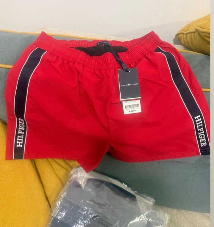 Tommy Hilfiger