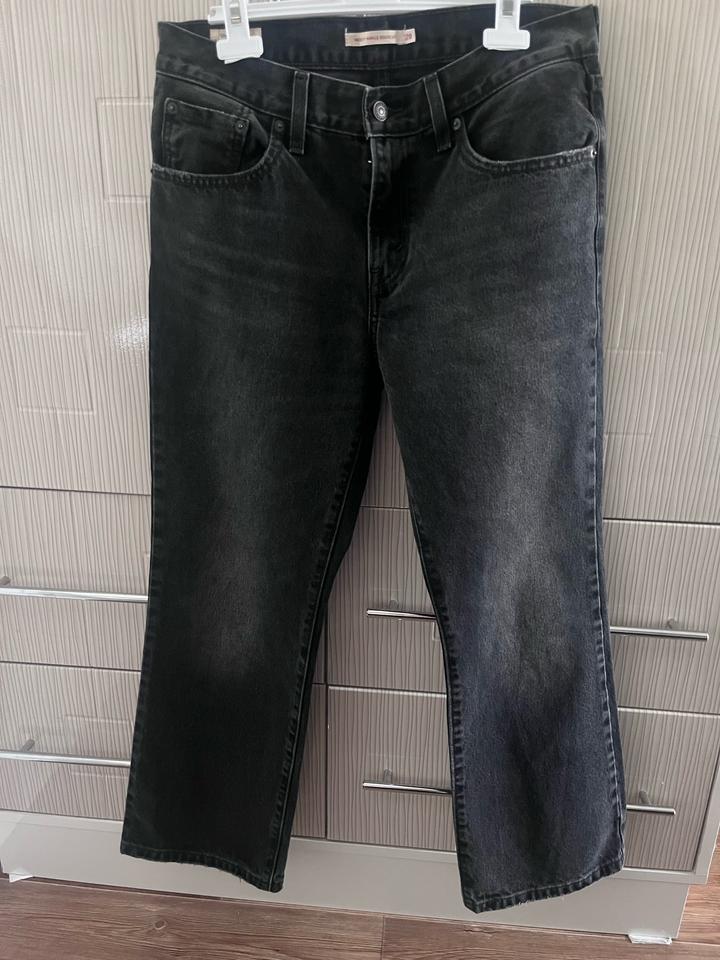 Levi's