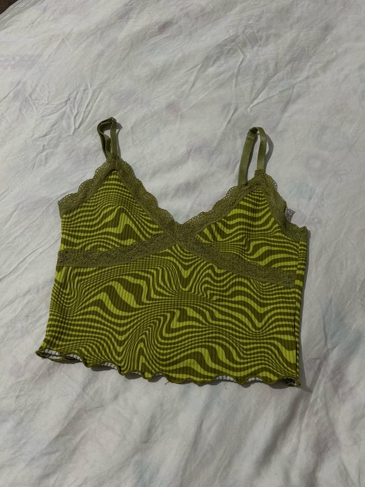 H&M Топ с кружевом и принтом