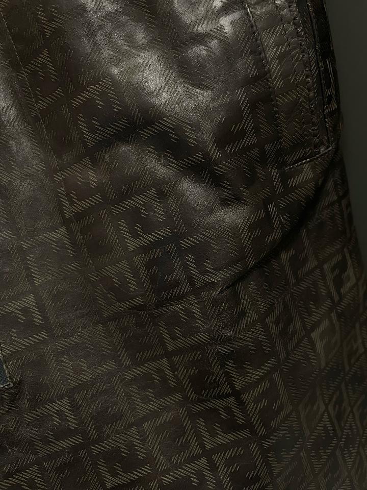 Fendi кожаное пальто