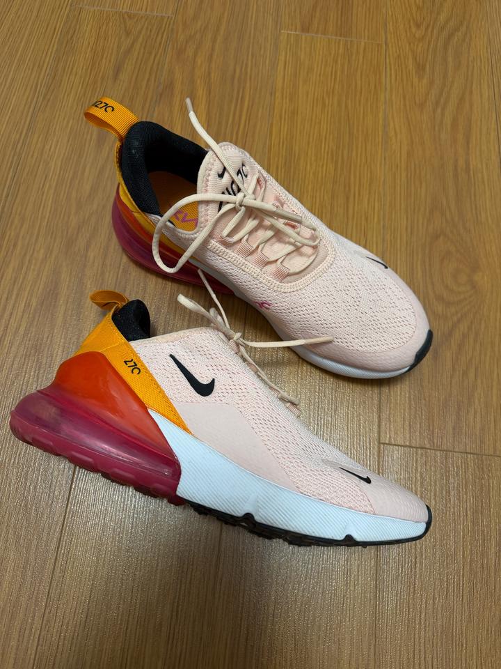 Nike