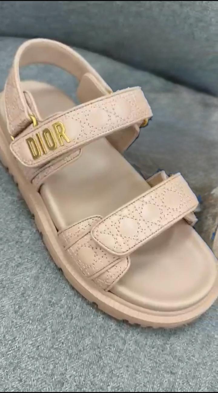 Dior