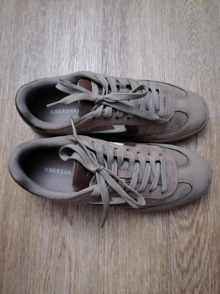 Bershka Кроссовки женские