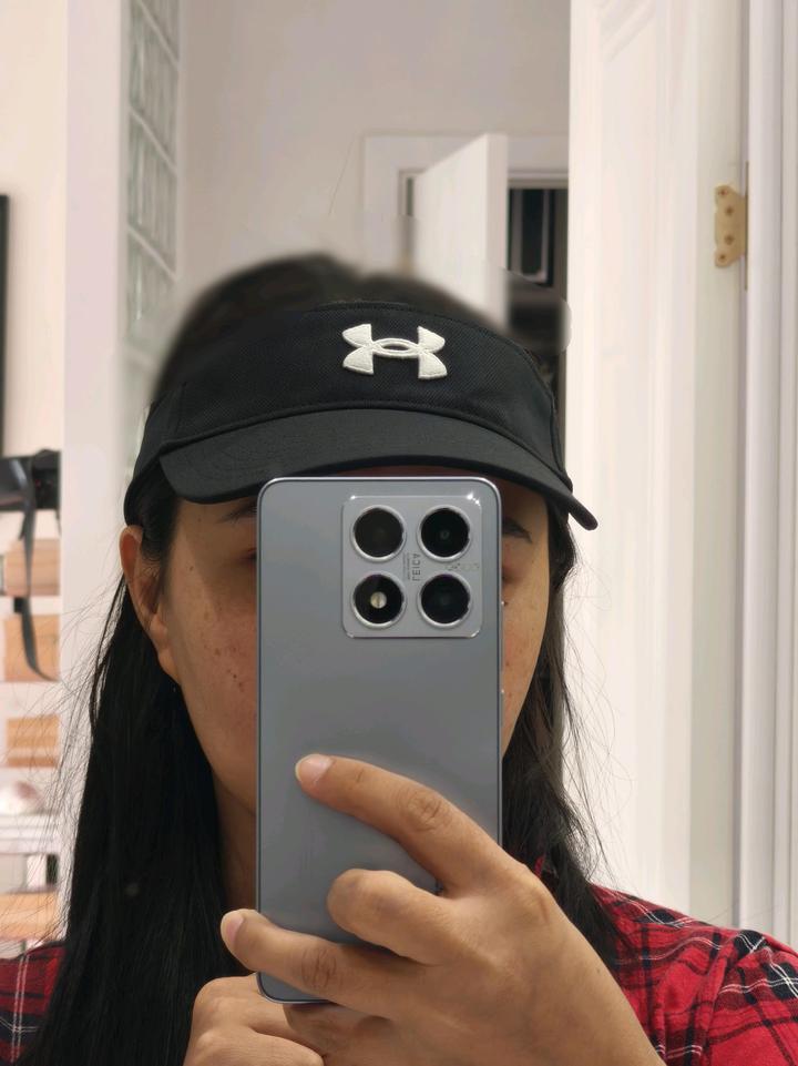 Козырек Under Armour