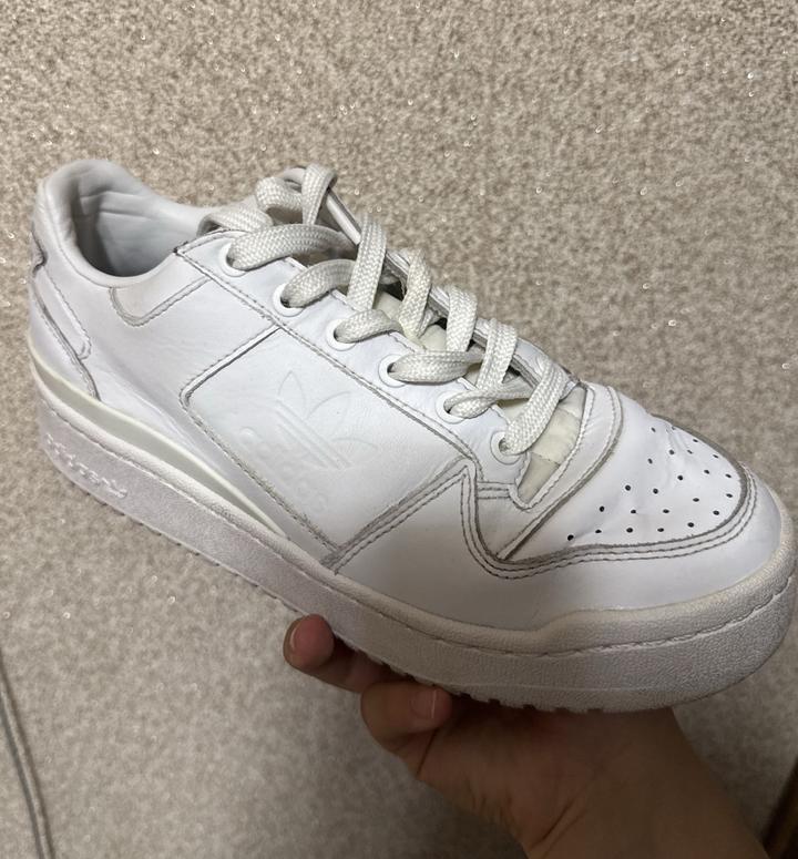 Кроссовки adidas