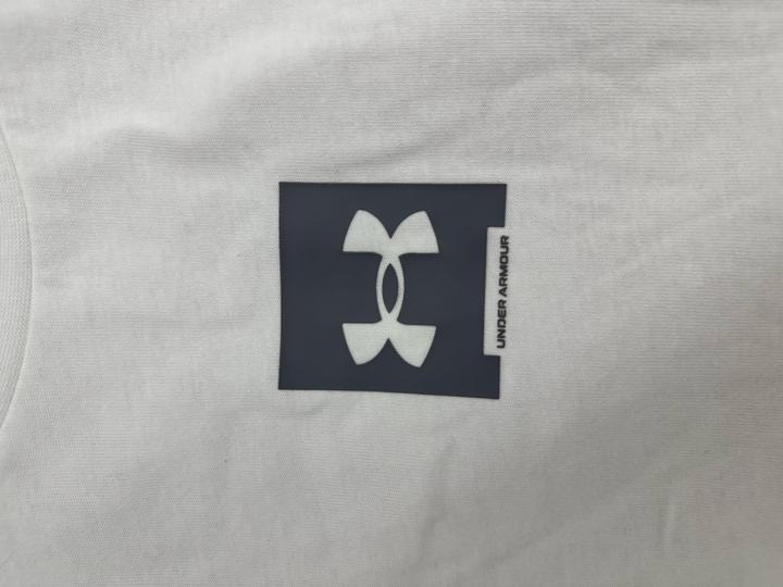 Базовая белая футболка Under Armour