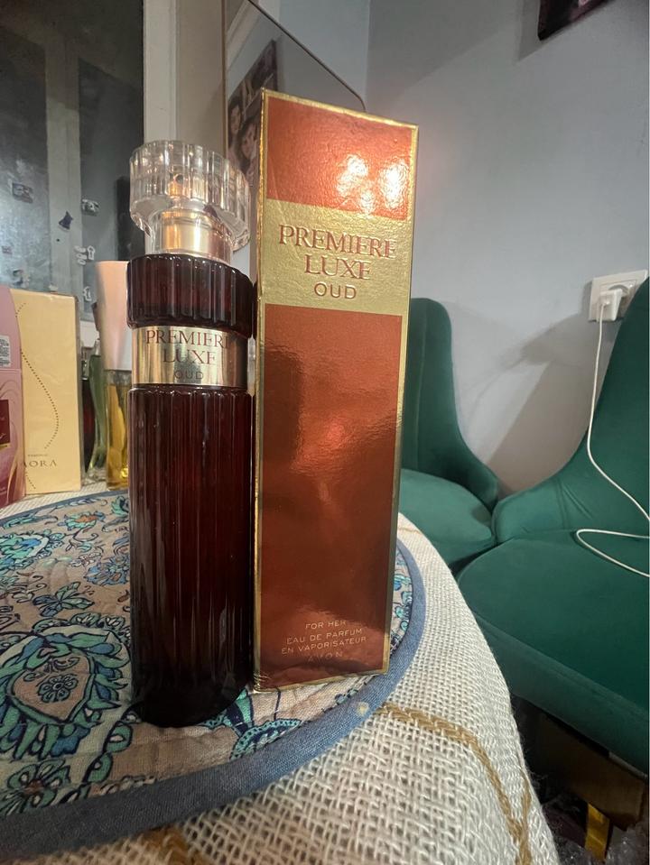 Avon premier luxe oud