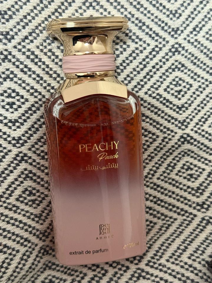uae Парфюмерная вода Ahmed Al Maghribi Peachy Peach 90ml