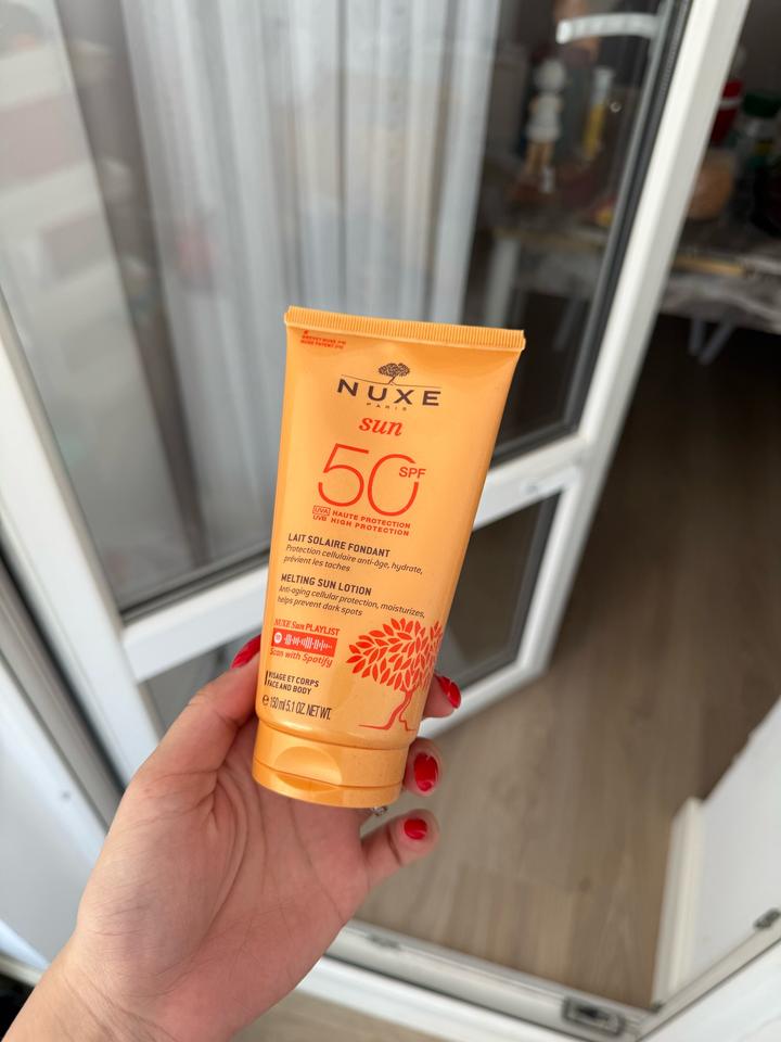 NUXE