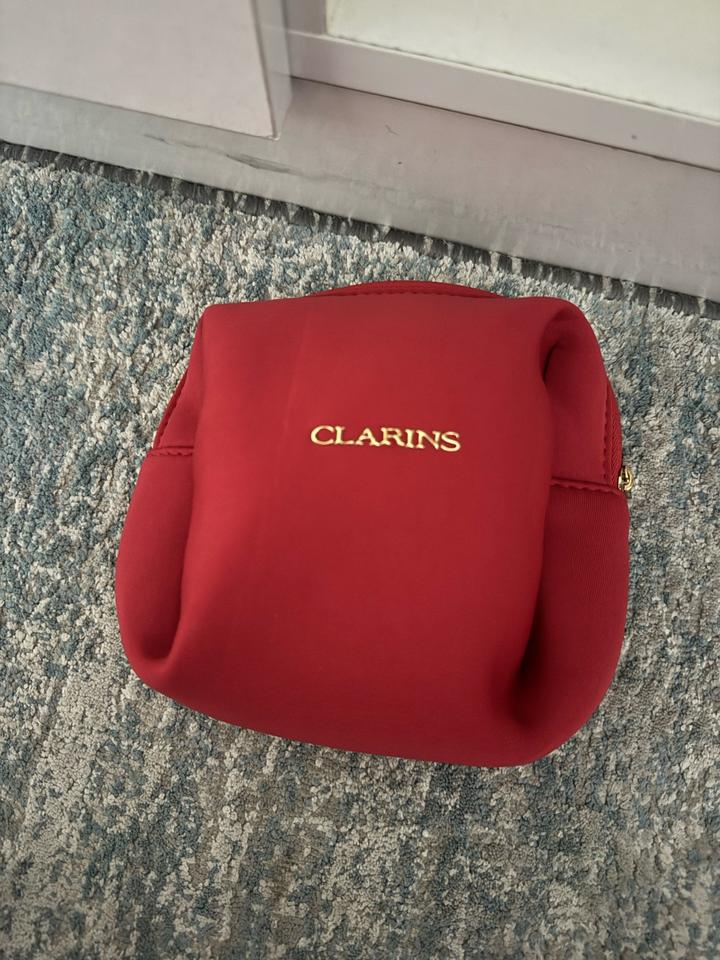 Косметичка Clarins