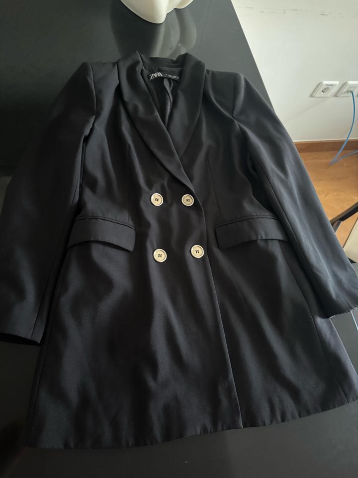 Пиджак ZARA черный двубортный