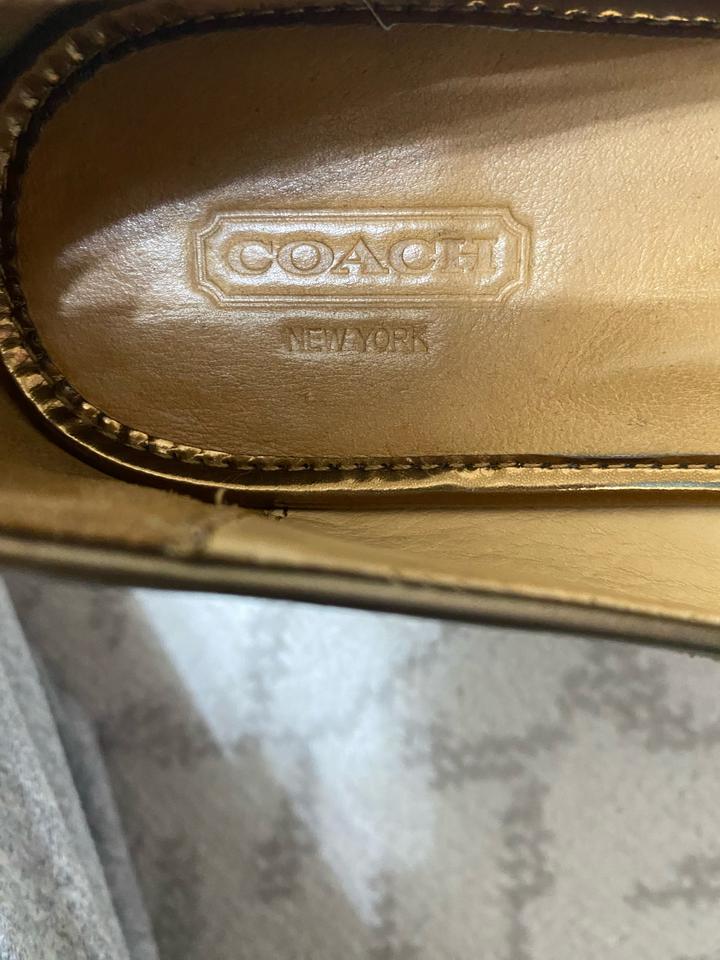 Балетки бежево-золотистые coach