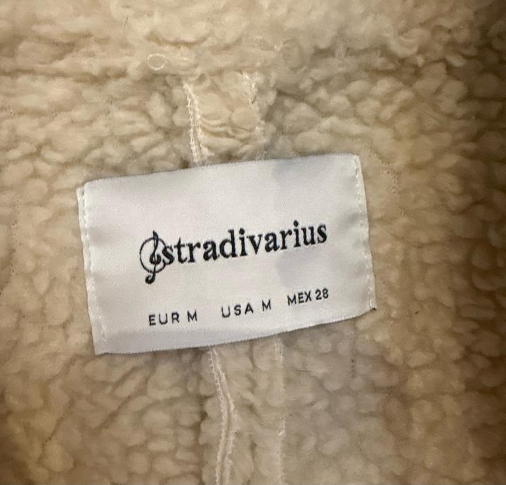 Пальто Stradivarius