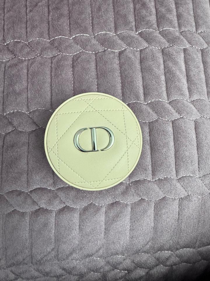 Dior Forever Cushion Powder