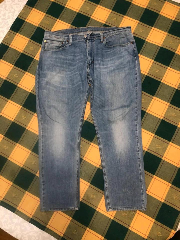 Levi's джинсы, Straight