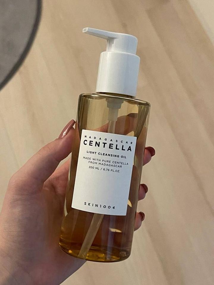 SKIN1004 Madagascar Centella Light Cleansing Oil 200ml