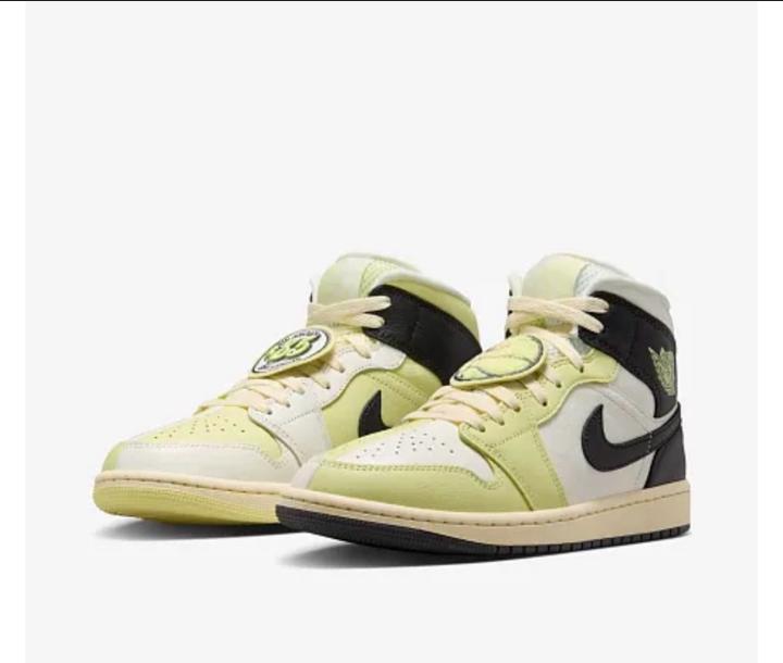 Nike кроссы размер 40-40,5
