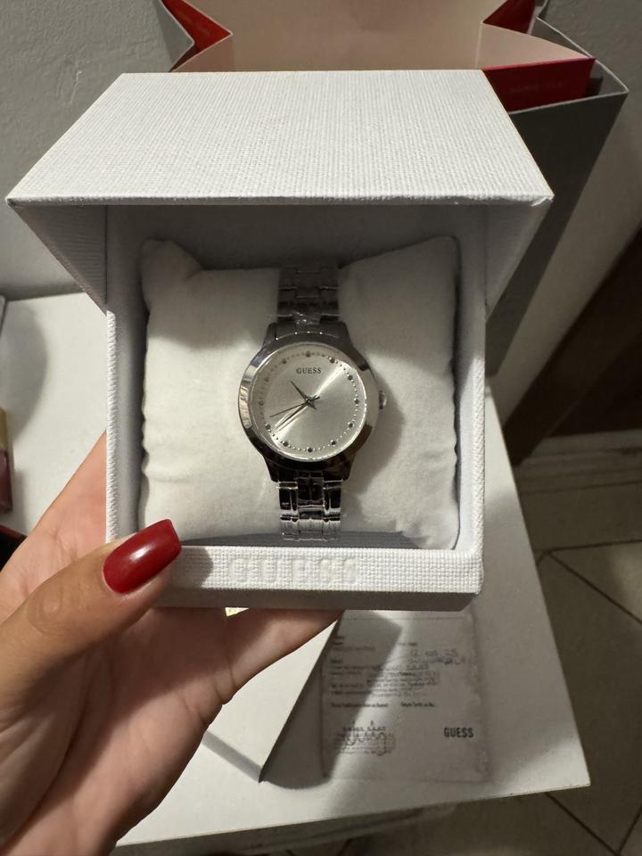 Guess часы