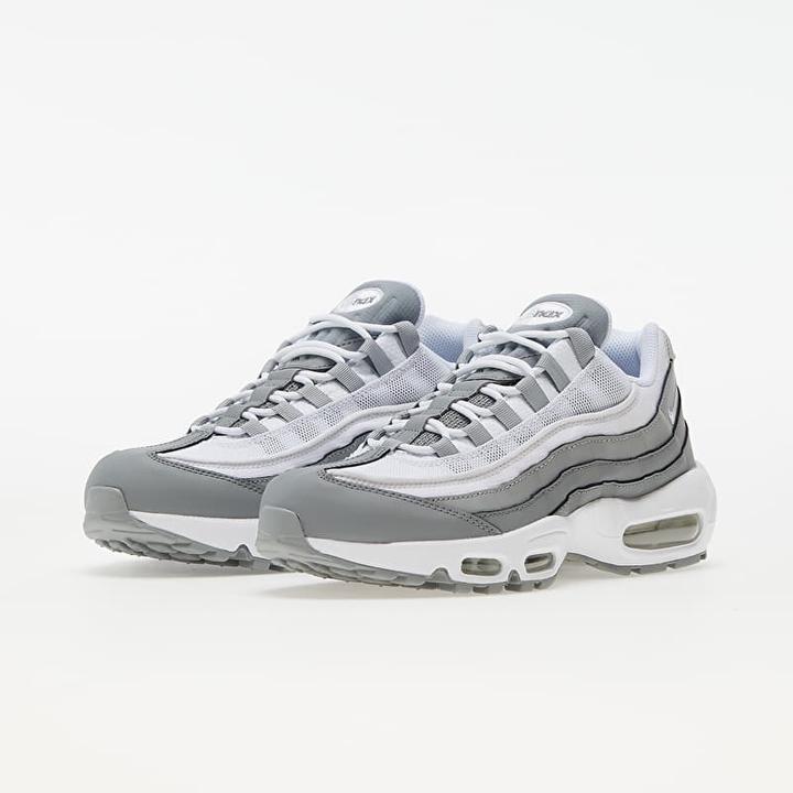 Кроссовки Nike Air Max 95 Essential