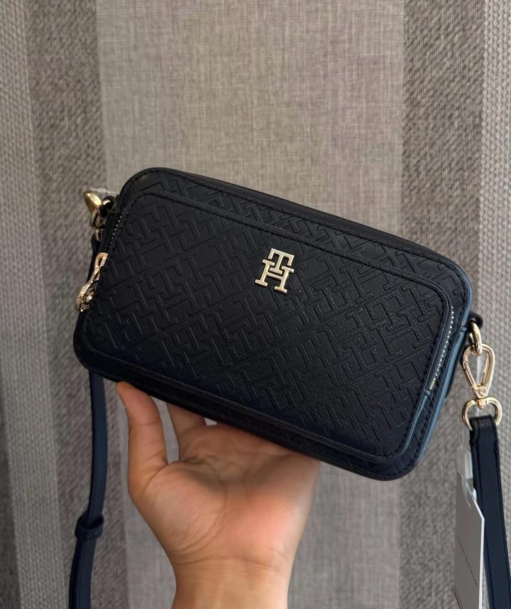 Сумка кросс-боди Tommy Hilfiger