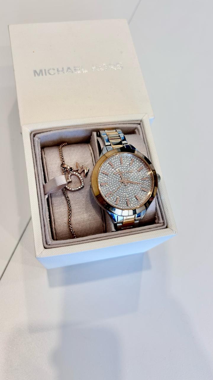 Женские наручные часы Michael Kors с браслетом