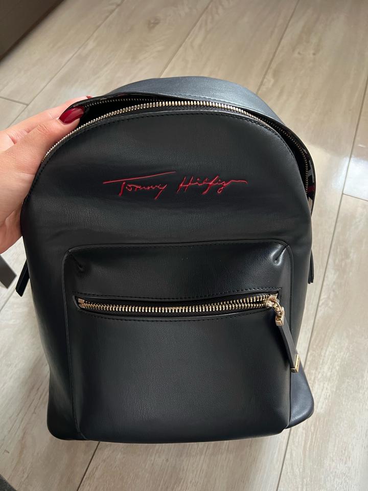 Tommy Hilfiger