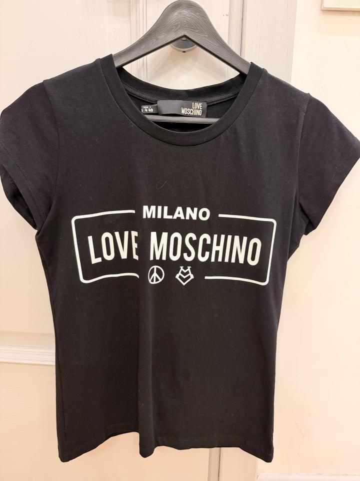 Love Moschino