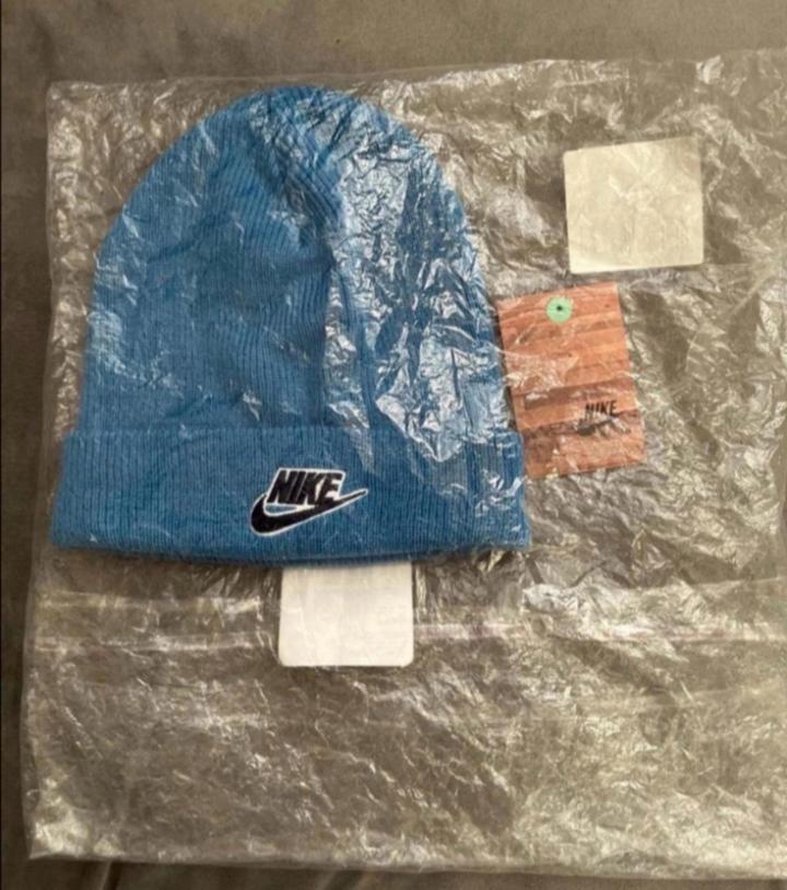 Шапка Nike оригинал S