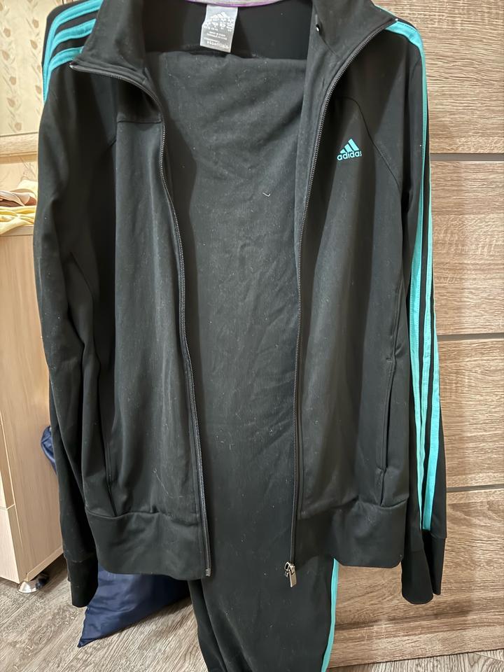Adidas спортивный костюм