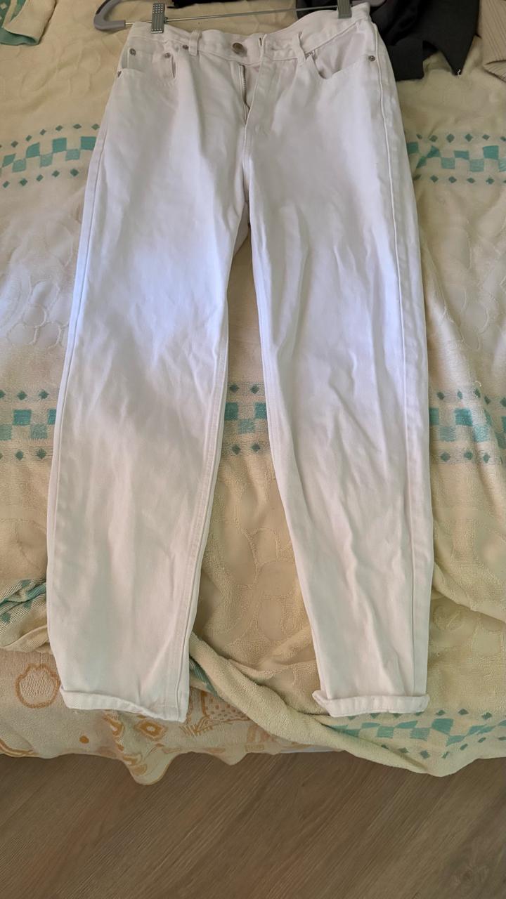 Pull & Bear Белые джинсы
