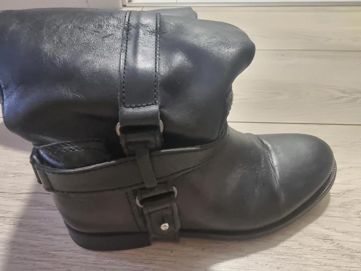 Сапоги   Zara 36 р