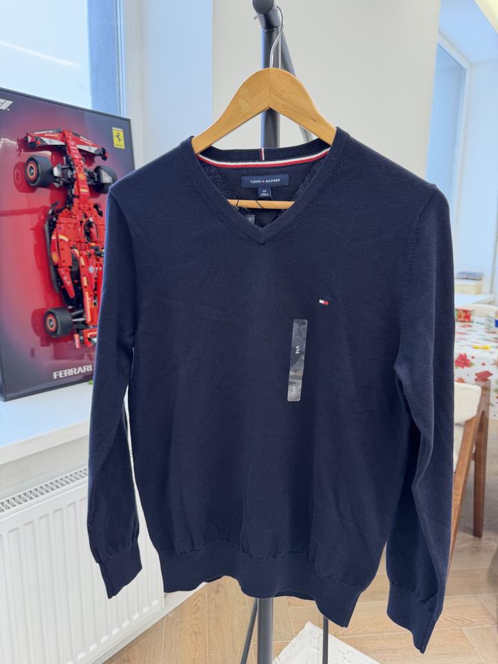 Tommy Hilfiger