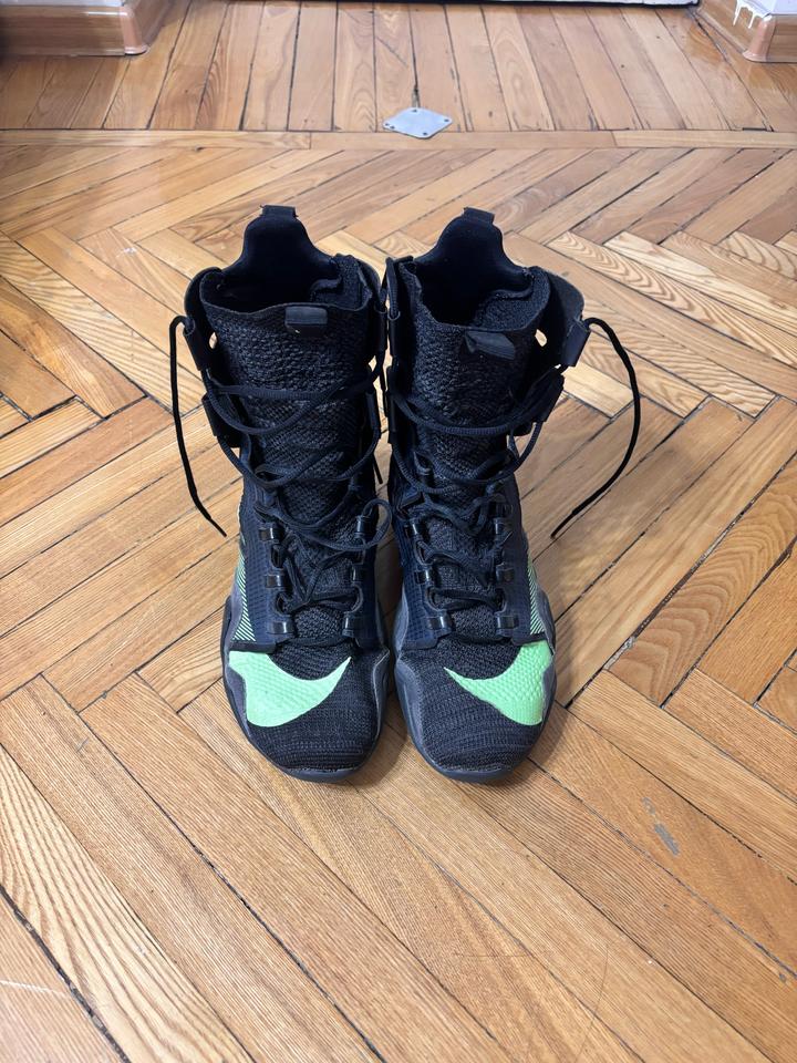 Nike