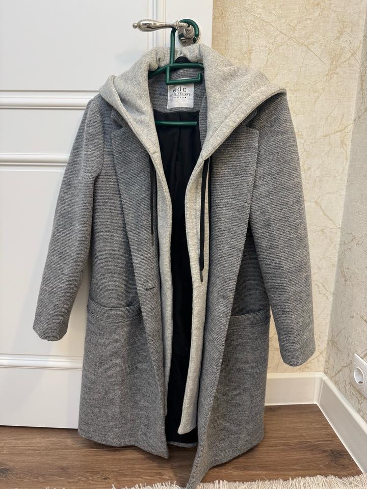 Пальто от Esprit