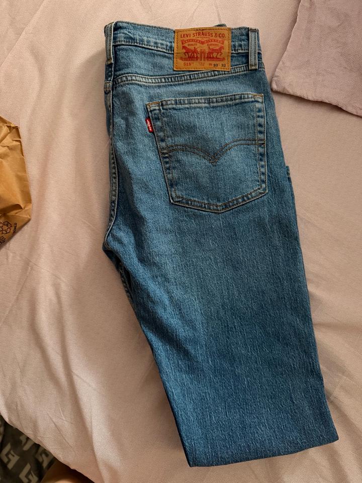Levi's
