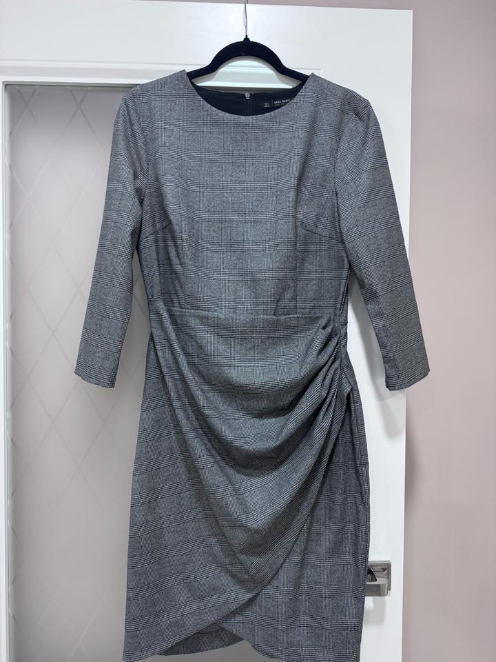 Zara Basic платье в клетку с драпировкой спереди М