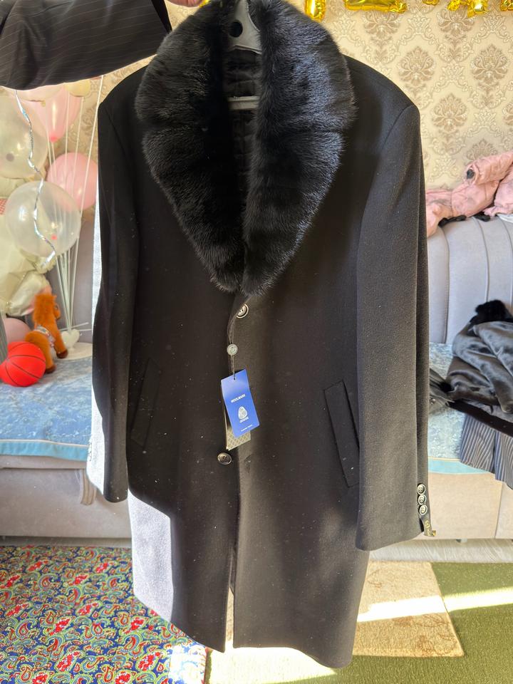 Woolmark Мужское пальто с меховым воротником