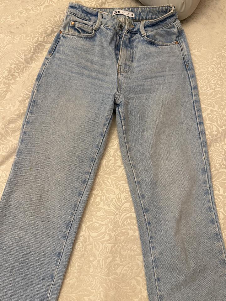 Джинсы ZARA