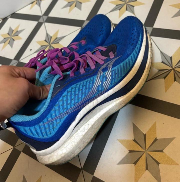 Saucony