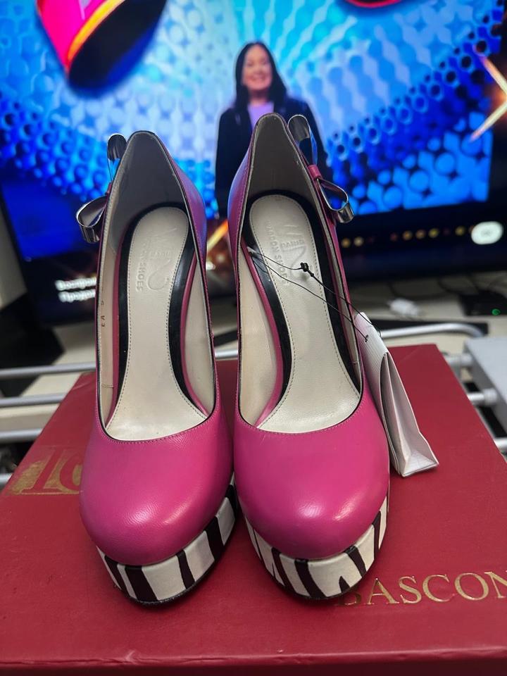 Туфли с биркой
