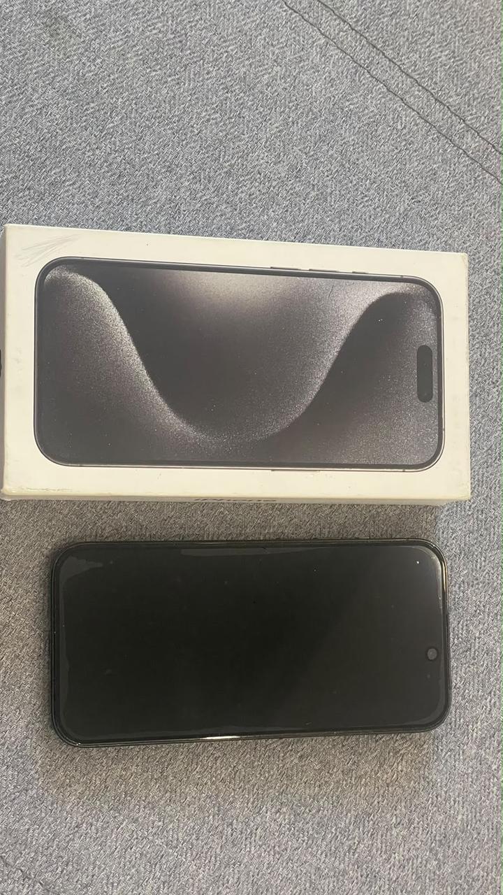 Apple iPhone 15 Pro 256GB Black Titanium