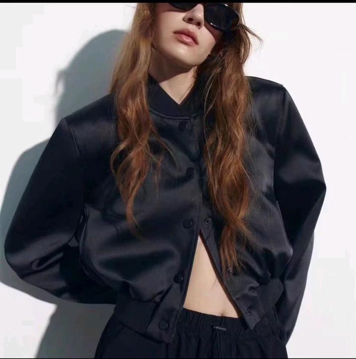 Zara бомбер куртка сатиновый атласный р M 46 44 укороченный читайте описание