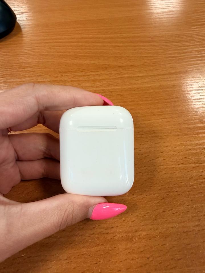 Кейс от Наушников Apple AirPods