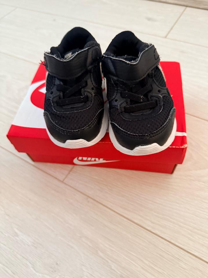 Кроссовки Nike Air Max SC